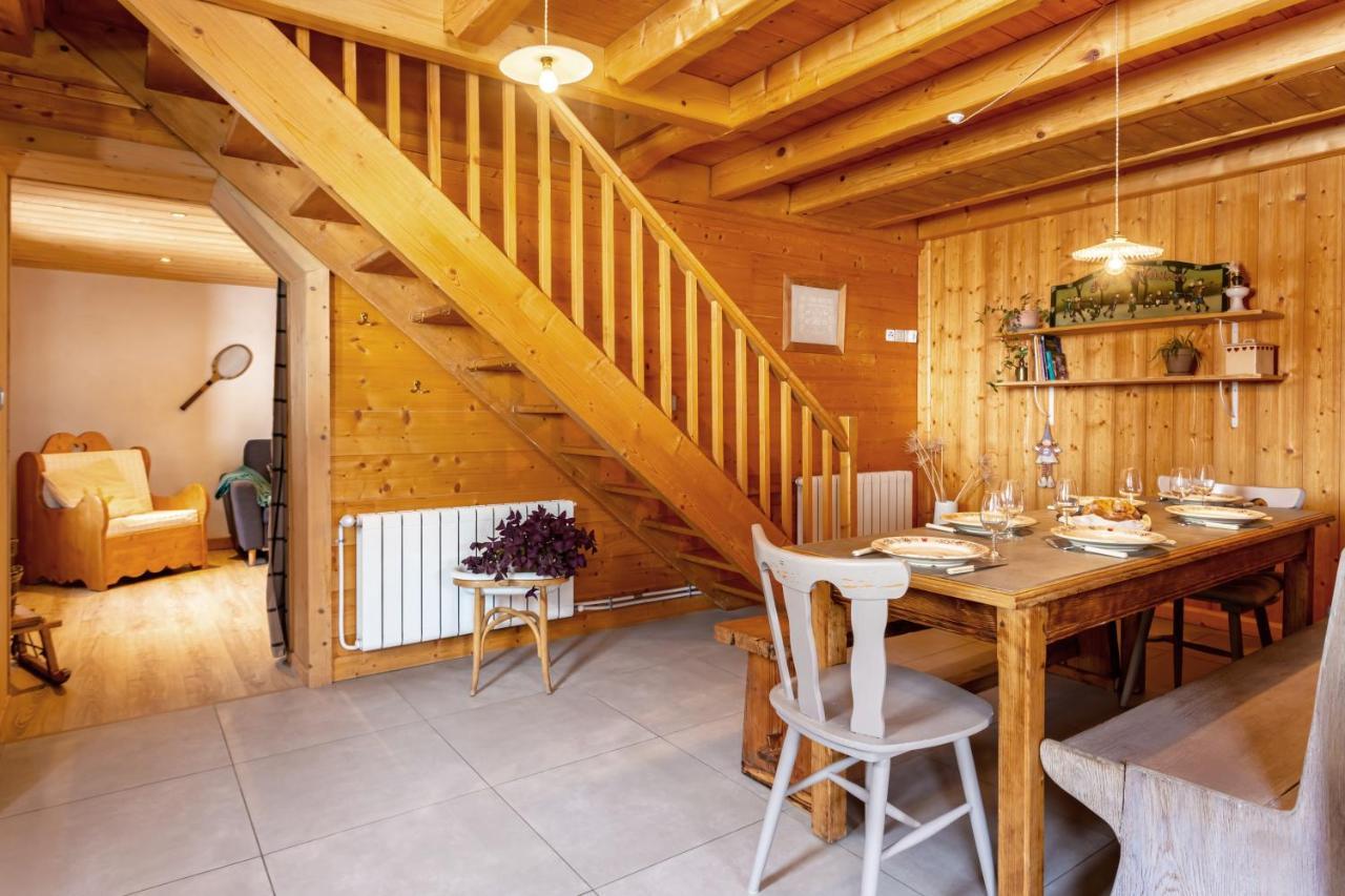 Appartamento La Ferme Des Cousines Saint-Sigismond  Esterno foto