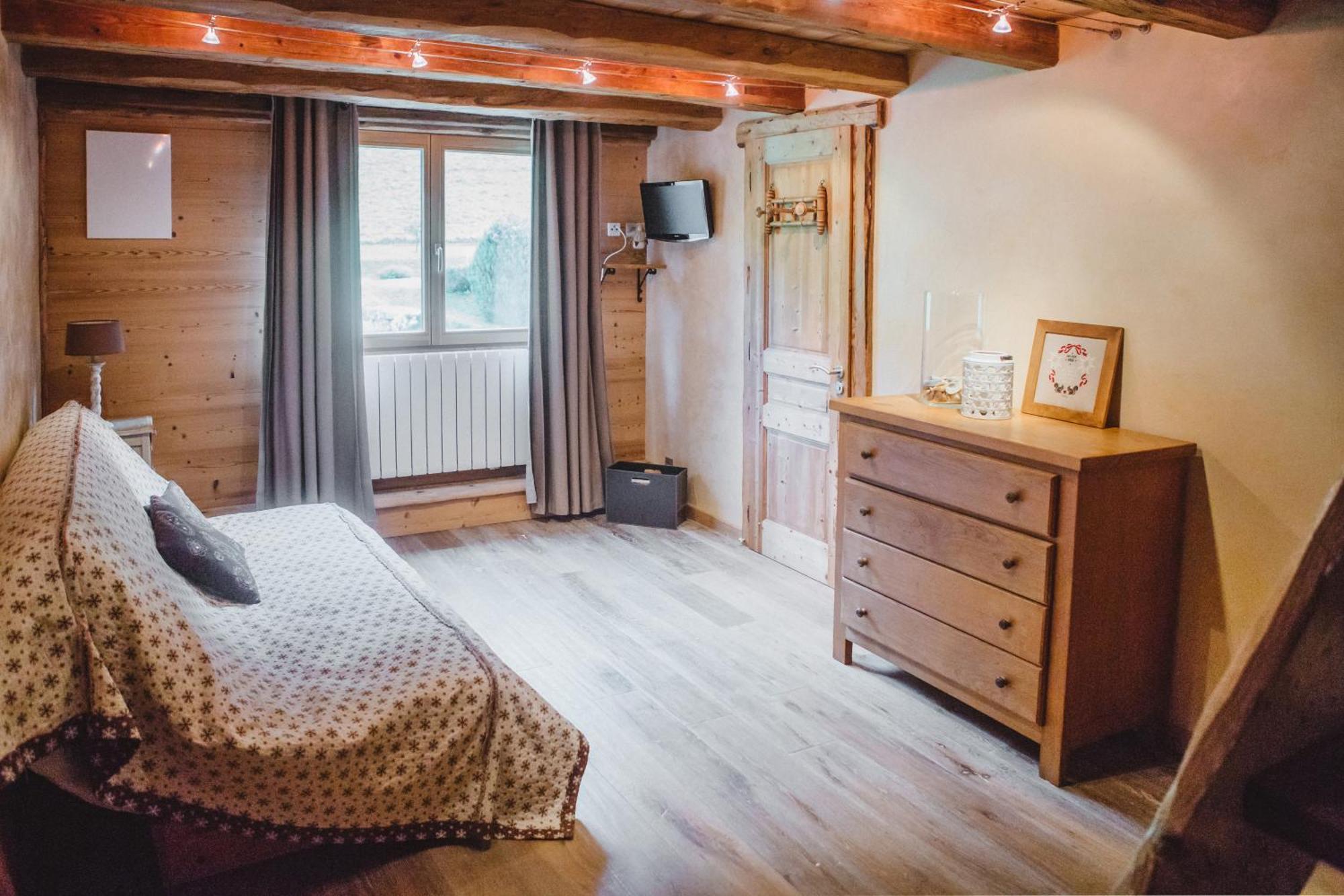 Appartamento La Ferme Des Cousines Saint-Sigismond  Esterno foto